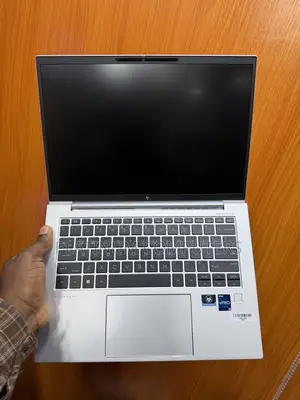 Laptop HP EliteBook 840 G9 16GB Intel Core i7 SSD 512GB