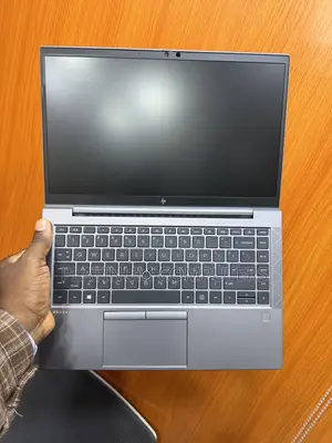Laptop HP ZBook Firefly G8 16GB Intel Core i7 SSD 512GB