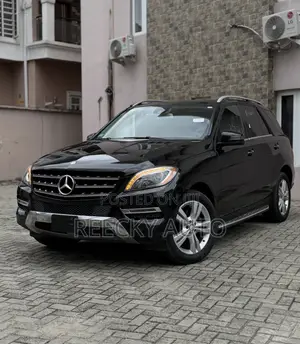 Mercedes-Benz M Class ML350 4MATIC 4dr SUV AWD (3.5L 6cyl 7A) 2014