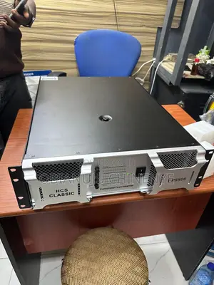 HCS Classic Fp8800 4 Channel Amplifier