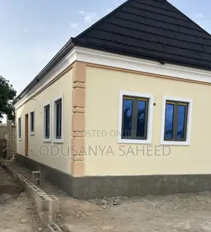 3bdrm Bungalow in Ewanike Ajos Ibeshe for sale