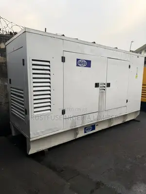 200 Kva Fg Wilson 1300 Series Uk Perkins Soundproof