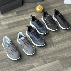 Original Hugo Boss Goretex Sneakers in 3 Colors