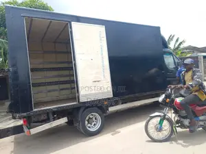 Mercedes-Benz Sprinter 2015 Mini Truck Black