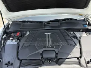 Bentley Bentayga S V8 2023 White