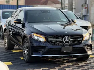 Mercedes-Benz GLC-Class 2019 Blue