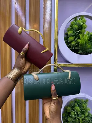 Stylish Cylinder Purse