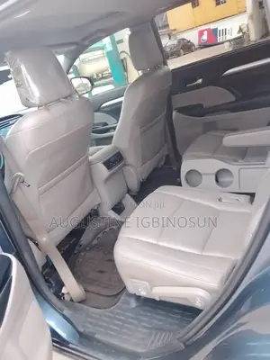 Toyota Highlander 2016 Blue