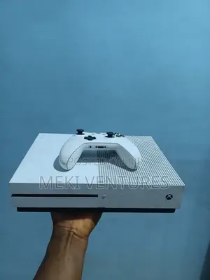 Xbox One S 1tb With One Wireless Pad