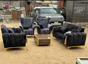 Complete Sofa Set (7 Seater’S)