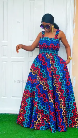 Casual Armless Gown - Style 893