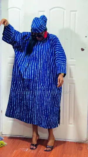 Big Gown and Three Quarter Trouser - Style 831