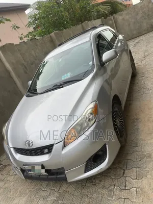Toyota Matrix 2010 Silver