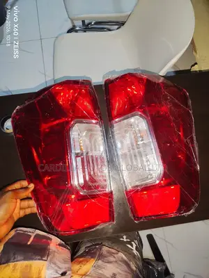 Rear Light Nissan Navara 2016 1set