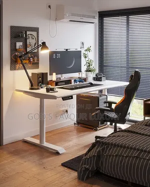 Smart Adjustable Height Gaming Desk and Gaming Chair