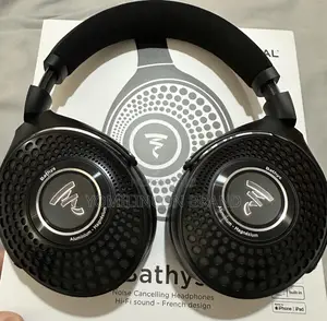 Focal Bathys Deep Black