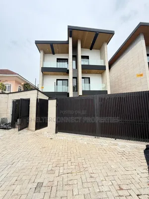5bdrm Duplex in Banana Island for sale