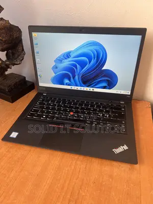 Laptop Lenovo ThinkPad T490s 16GB Intel Core i7 SSD 512GB