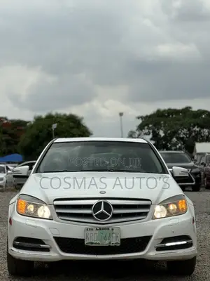 Mercedes-Benz C300 2010 White