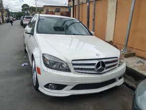 Mercedes-Benz C300 Sport 4Matic Sedan AWD (3.0L 6cyl 7A) 2011 White