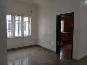 Furnished 2bdrm Block of Flats in Off Rahman Adebayejo, Lekki Phase 1