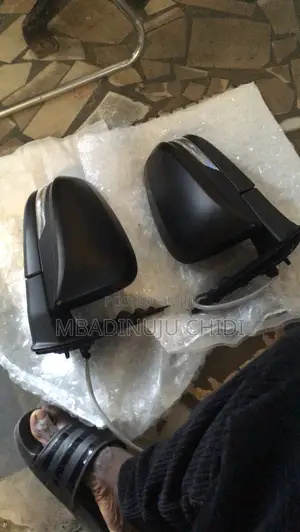 Complete Side Mirror Hilux 2020