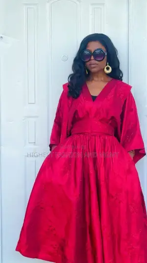 Damasc Gown - Style 734