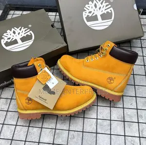 Black Timberland Boot::
