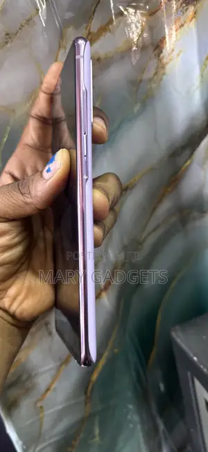 Samsung Galaxy S20 FE 128 GB Purple