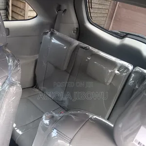 Toyota Highlander XLE 4x2 V6 (3.5L 6cyl 8A) 2018 Gray