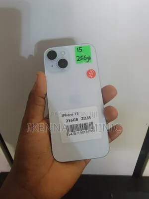 Apple iPhone 15 256 GB