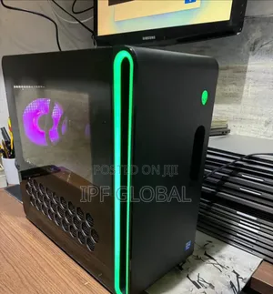 Desktop Computer Dell Alienware Aurora R12 32GB Intel Core i7 SSD 1T
