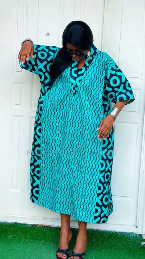 Three Quarter Gown - Style 780
