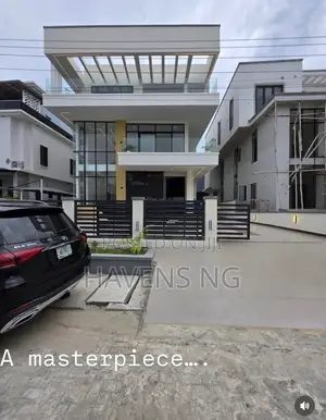 5bdrm Duplex in Ikota for sale