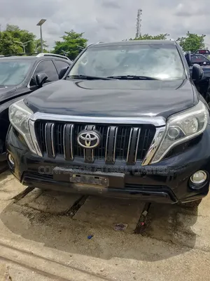 Toyota Land Cruiser Prado 2016 Black