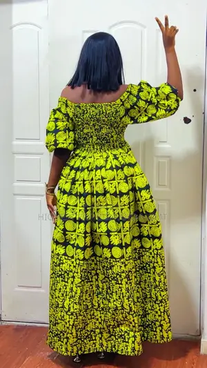 Three Quarter Sleeve Gown - Style 093