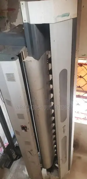Used 6ft Yinghe Large Format Printing Machine