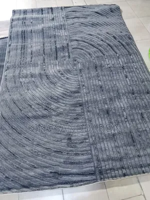 7x10fts Grey Turkish Center Rug