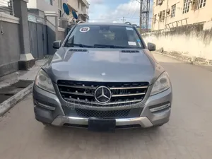 Mercedes-Benz M Class ML350 4dr SUV (3.5L 6cyl 7A) 2015 Gray