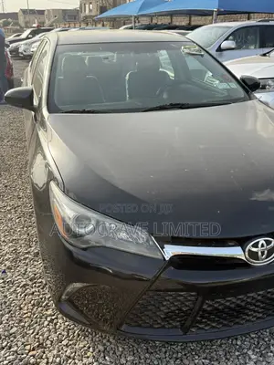 Toyota Camry SE 4dr Sedan (2.5L 4cyl 6A) 2016 Silver