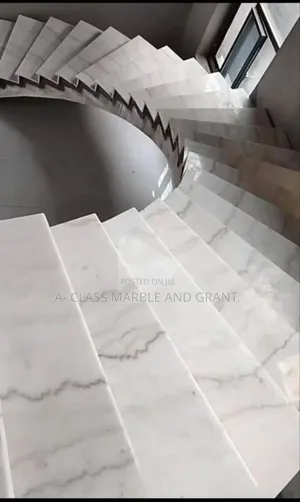 Staircase Carara Quartz