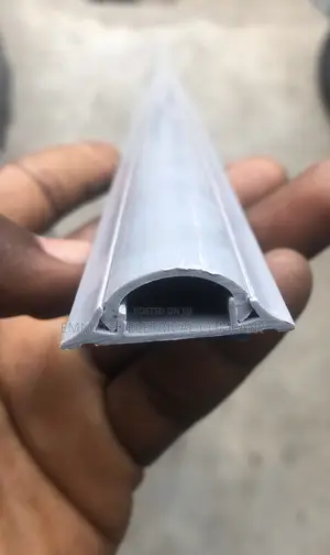 35mm Floor Trunking