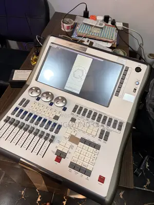 Avolite Quartz Console