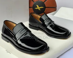 Maison Margiela Patent Tabi Penny Loafers in Black/Brown 40-46
