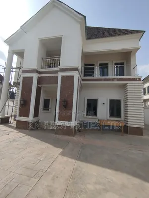 6bdrm Duplex in Estate, Lugbe District for sale