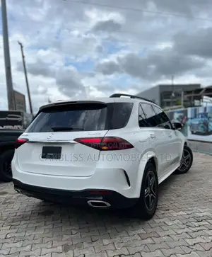 Mercedes-Benz GLE-Class GLE 350 4MATIC AWD 2025 Off white