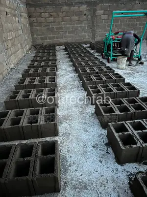 Concrete Block Moulding Machine 3500daily