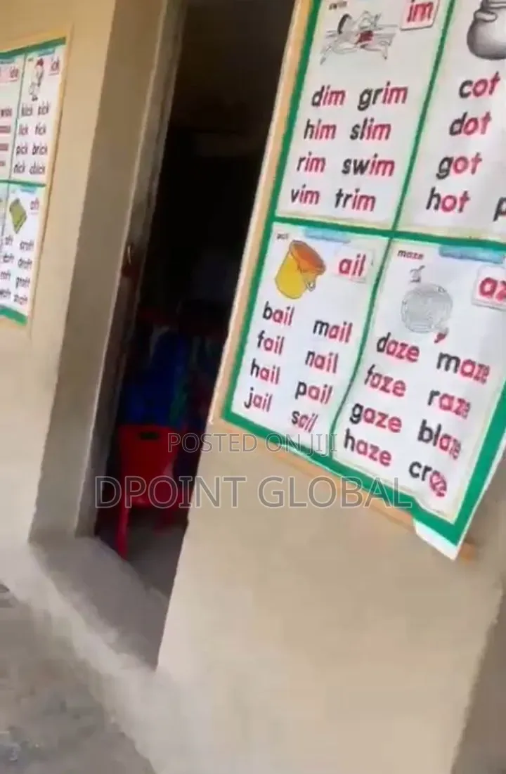 Functioning School in Ayobo