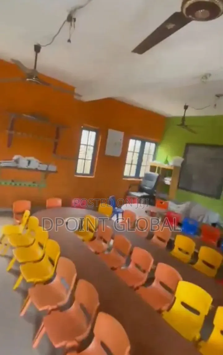 Functioning School in Ayobo