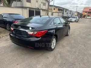 Hyundai Sonata 2011 Black
